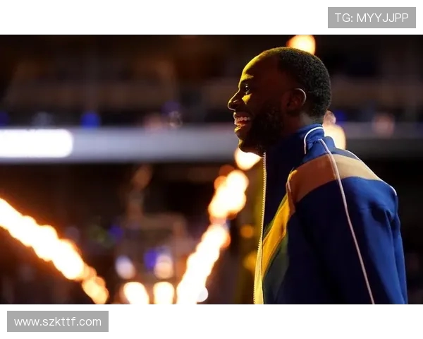 勇士缺少格林如何逆袭连胜背后战术调整与球队协同效应解析 勇士缺少格林如何逆袭连胜背后战术调整与球队协同效应解析